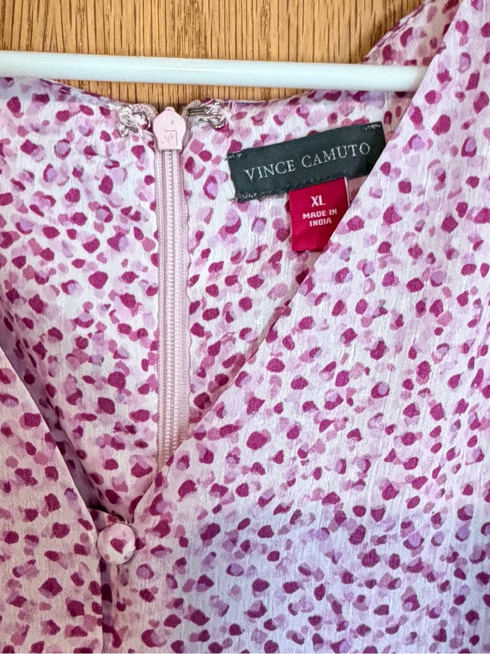 Vince Camuto Pink V-Neck Flutter Sleeve Tie-Waist Midi Dress - Picture 4 of 5